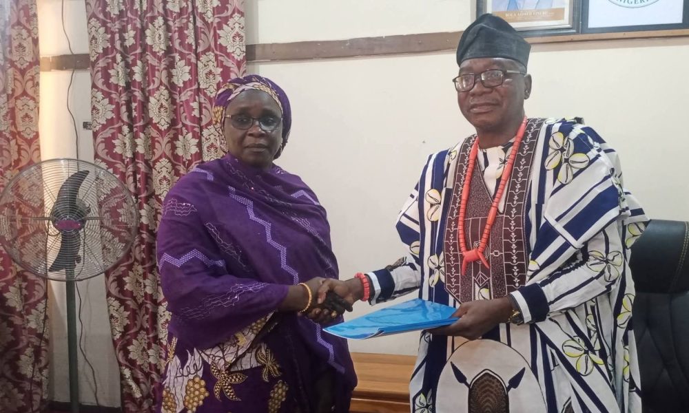 Kumangar Bids Farewell, Highlights Ministry's Role in Govt Image-Building